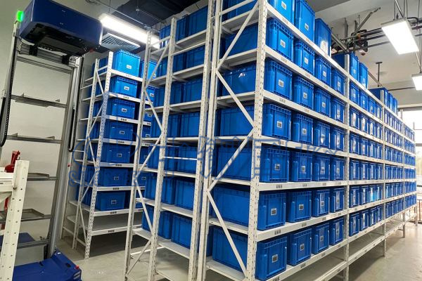 外檢設(shè)備室部分場景